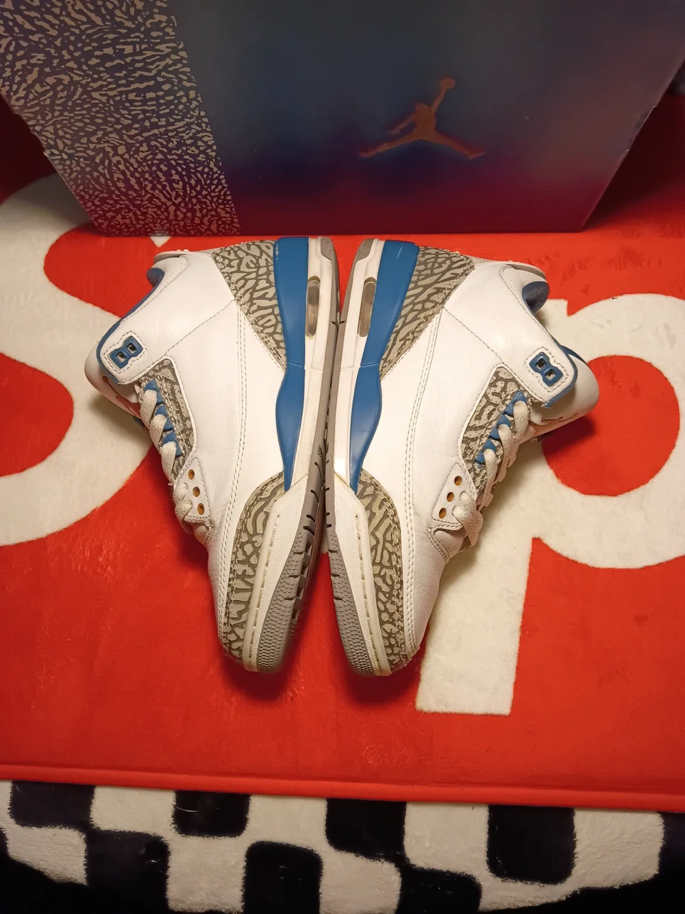 Air Jordan 3 Retro 